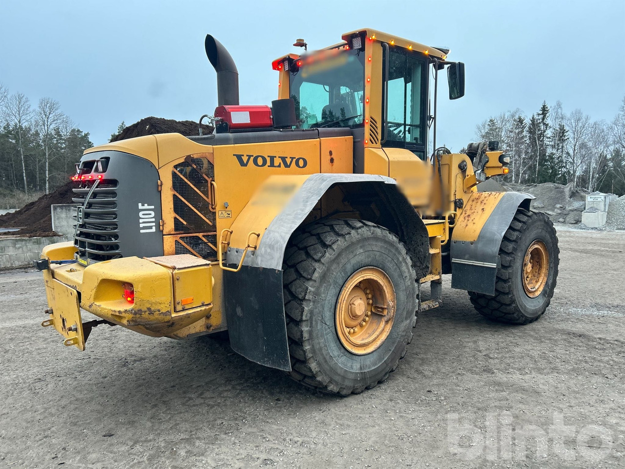 Volvo L110F - Колесен товарач: снимка 5 Volvo L110F - Колесен товарач: снимка 5