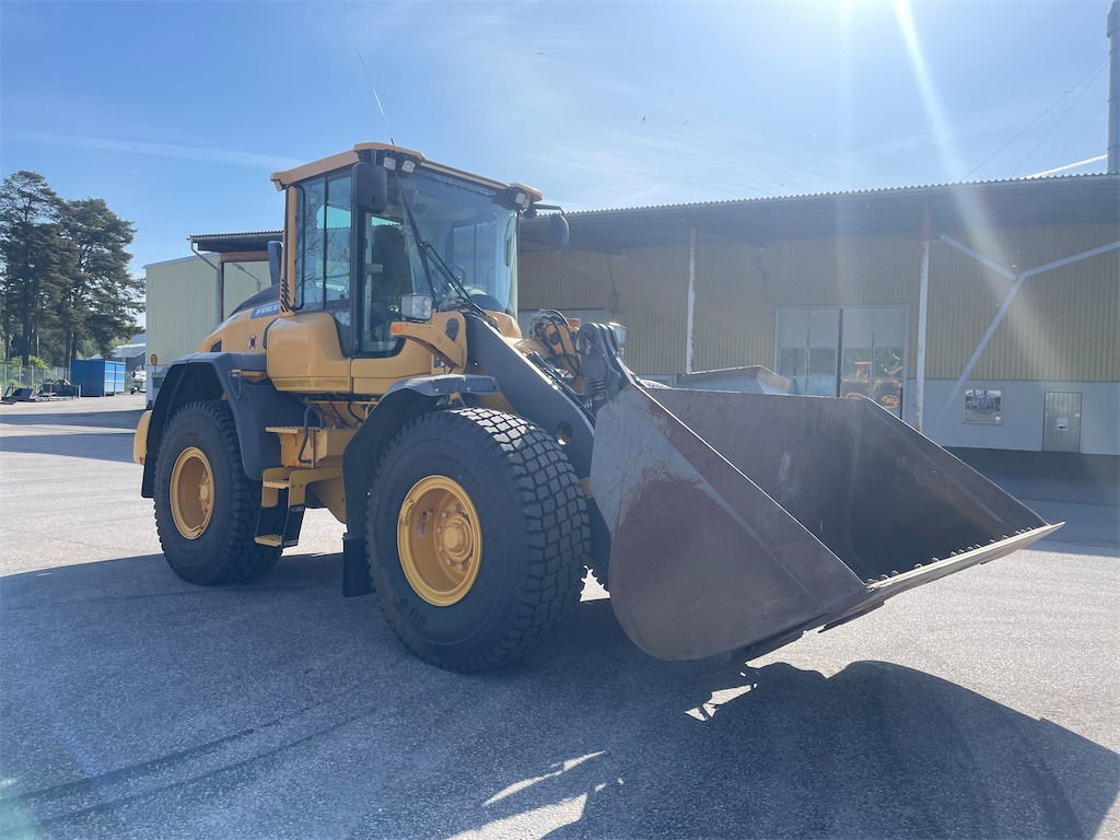 Volvo L60H - Колесен товарач: снимка 2 Volvo L60H - Колесен товарач: снимка 2