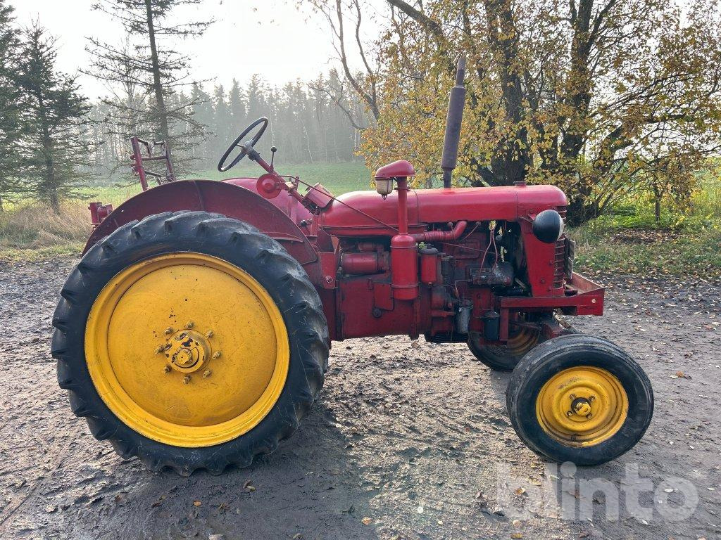 ZETOR 225 T25K - Трактор: снимка 4 ZETOR 225 T25K - Трактор: снимка 4