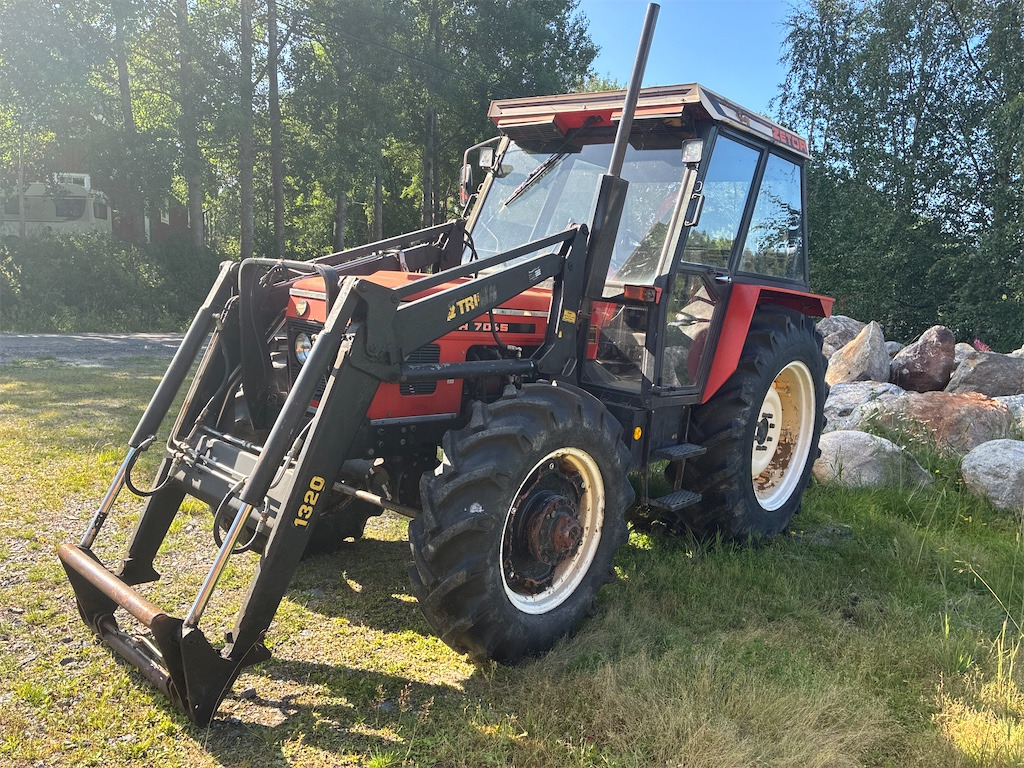 ZETOR 7045 - Трактор: снимка 1 ZETOR 7045 - Трактор: снимка 1
