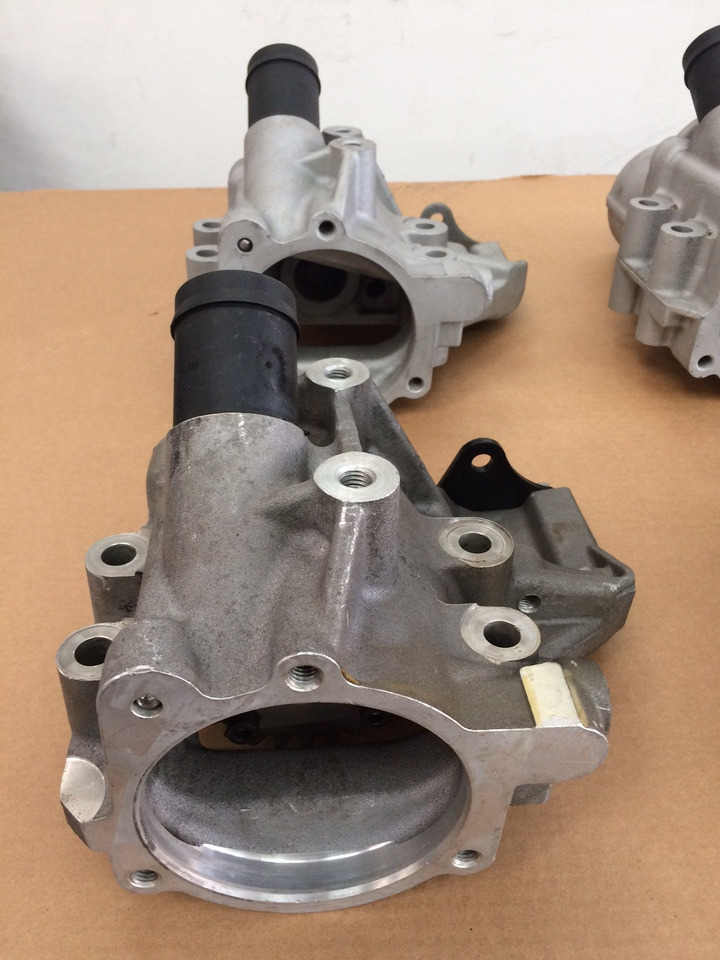 CARCASSA RIDUTTORE PER POMPA CARBURANTE ALTA PRESSIONE - MOTORI MAN D2066 / D2676 - Горивна помпа за Камион: снимка 3 CARCASSA RIDUTTORE PER POMPA CARBURANTE ALTA PRESSIONE - MOTORI MAN D2066 / D2676 - Горивна помпа за Камион: снимка 3