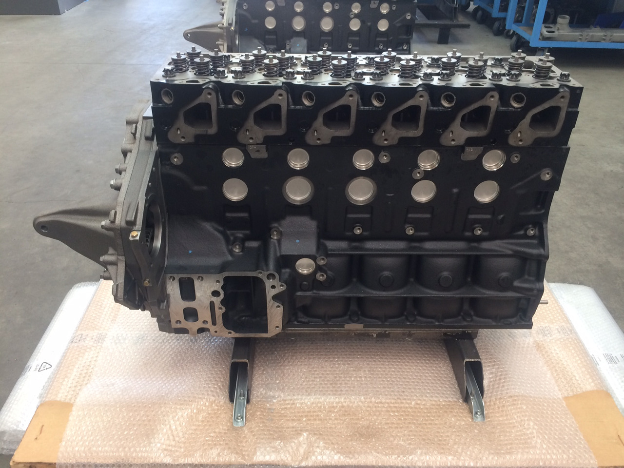 MOTORE MAN D0836LUH41 - 240CV - EURO 3 - BUS - Orizzontale - Двигател за Автобус: снимка 5 MOTORE MAN D0836LUH41 - 240CV - EURO 3 - BUS - Orizzontale - Двигател за Автобус: снимка 5