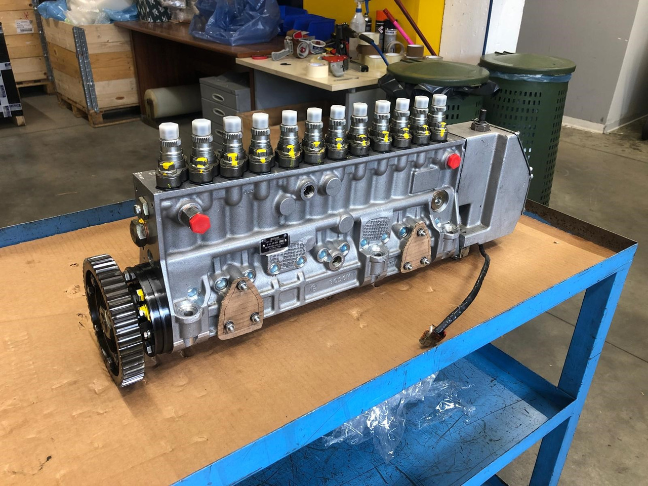 POMPA INIEZIONE MOTORE MAN D2842 - Горивна помпа: снимка 2 POMPA INIEZIONE MOTORE MAN D2842 - Горивна помпа: снимка 2