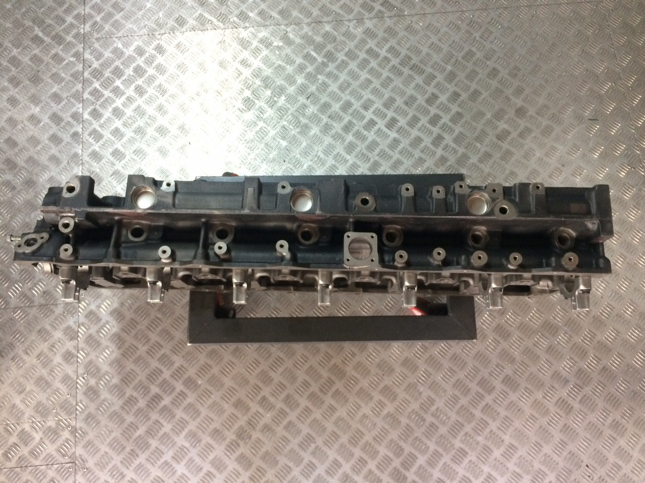 TESTATA MAN D2676 - EURO 6 - 70HZ - Глава на блока: снимка 2 TESTATA MAN D2676 - EURO 6 - 70HZ - Глава на блока: снимка 2