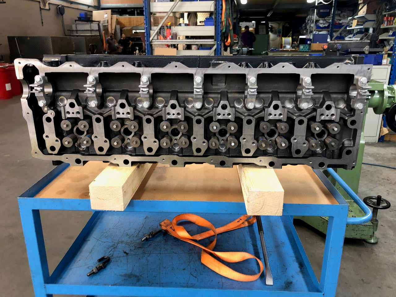 TESTATA MOTORE MAN D2676 EURO6C - Глава на блока: снимка 1 TESTATA MOTORE MAN D2676 EURO6C - Глава на блока: снимка 1