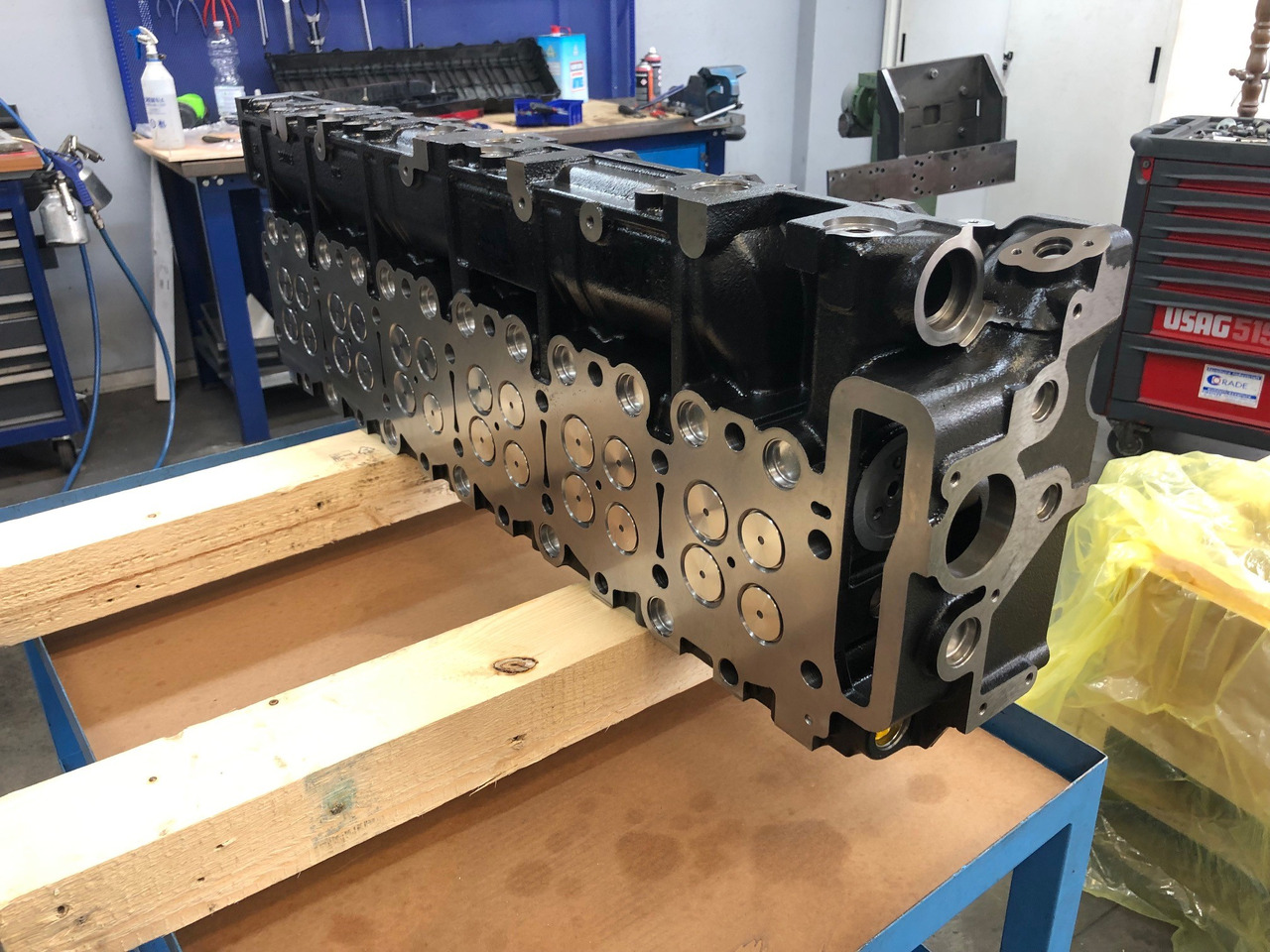 TESTATA MOTORE MAN D2676 EURO6C - Глава на блока: снимка 3 TESTATA MOTORE MAN D2676 EURO6C - Глава на блока: снимка 3