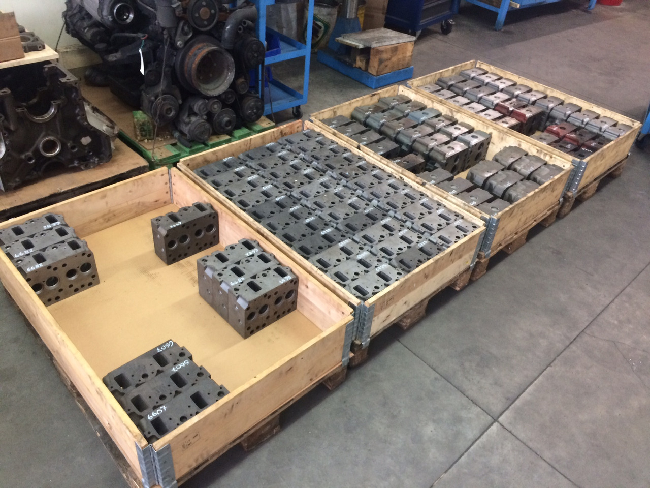 TESTATA MOTORE MAN D2865 / D2866 2V / D2876 2V / D2848 2V / D2840 2V / D2842 2V - Глава на блока: снимка 4 TESTATA MOTORE MAN D2865 / D2866 2V / D2876 2V / D2848 2V / D2840 2V / D2842 2V - Глава на блока: снимка 4