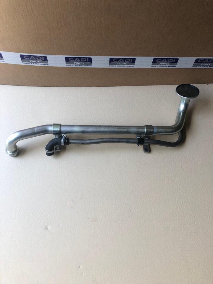 TUBO ASPIRAZIONE OLIO MAN 51057035773 - Двигател и части за Камион: снимка 1 TUBO ASPIRAZIONE OLIO MAN 51057035773 - Двигател и части за Камион: снимка 1