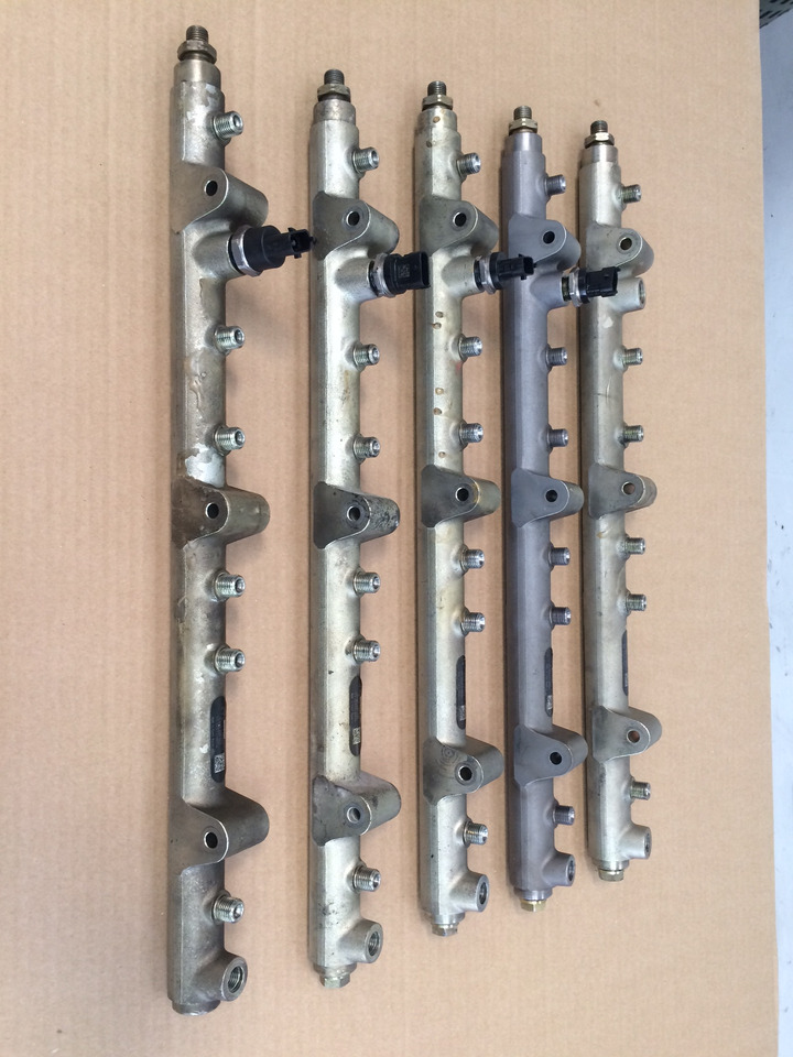 TUBO PRESSIONE COMMON RAIL MAN 51103116054 - Горивна система: снимка 1 TUBO PRESSIONE COMMON RAIL MAN 51103116054 - Горивна система: снимка 1
