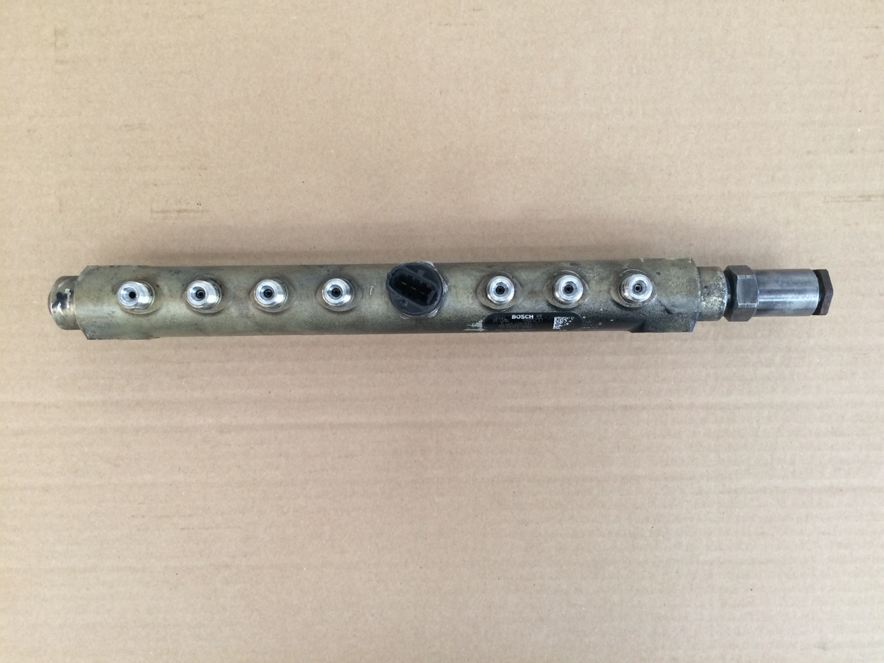 TUBO PRESSIONE COMMON RAIL MAN 51103116062 - Горивна система: снимка 1 TUBO PRESSIONE COMMON RAIL MAN 51103116062 - Горивна система: снимка 1