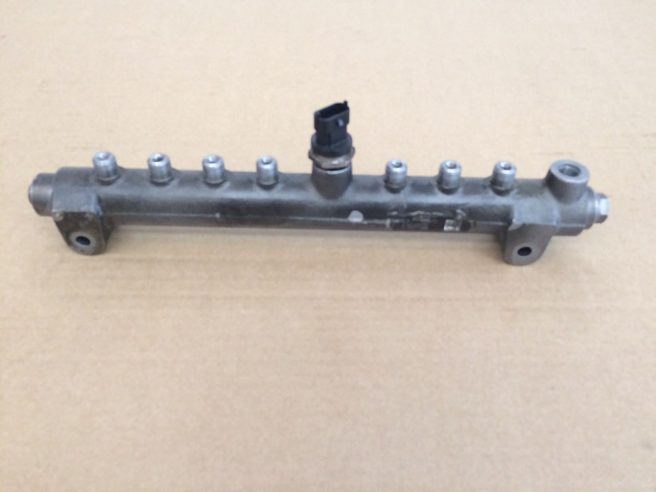 TUBO PRESSIONE COMMON RAIL MAN 51103116063 - Горивна система: снимка 3 TUBO PRESSIONE COMMON RAIL MAN 51103116063 - Горивна система: снимка 3
