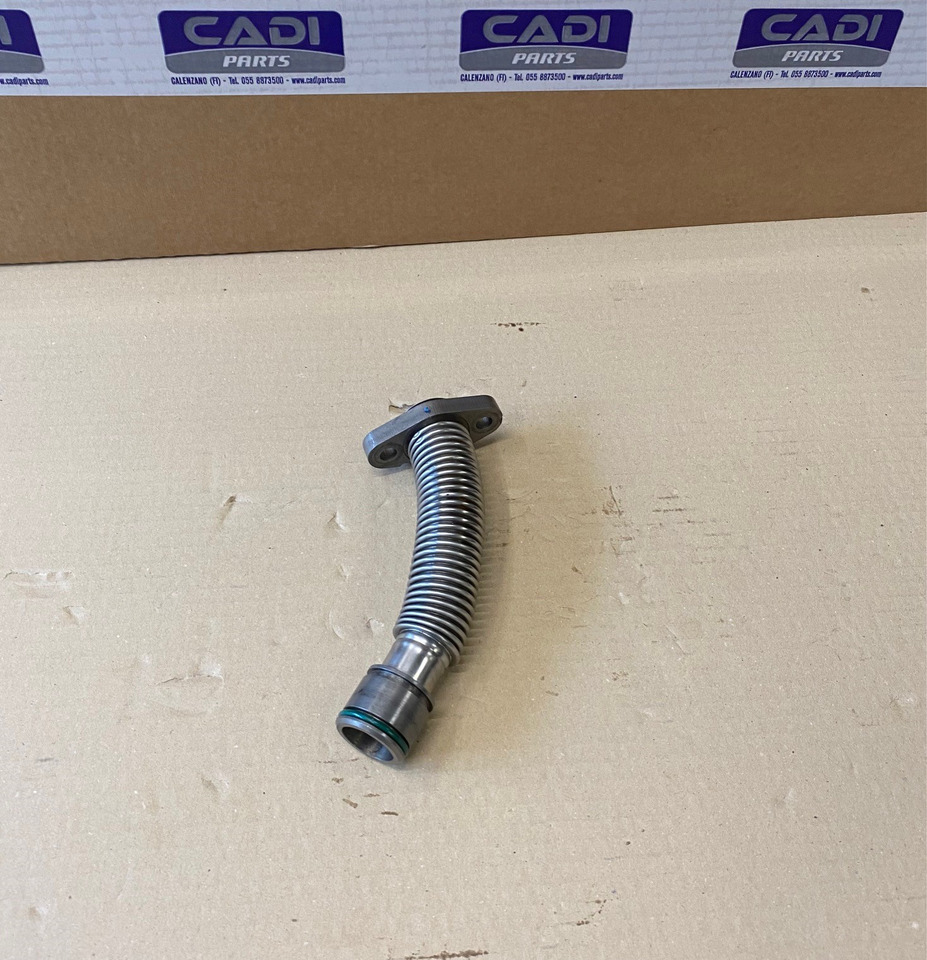 TUBO RITORNO OLIO MAN 51057035881 - Двигател и части за Камион: снимка 1 TUBO RITORNO OLIO MAN 51057035881 - Двигател и части за Камион: снимка 1