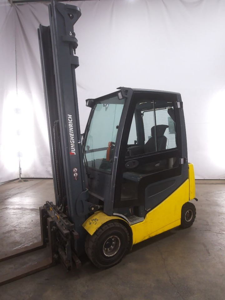 Jungheinrich EFG425K - Електрокар: снимка 1 Jungheinrich EFG425K - Електрокар: снимка 1