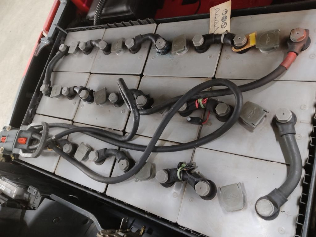 Linde E15 - Електрокар: снимка 4 Linde E15 - Електрокар: снимка 4