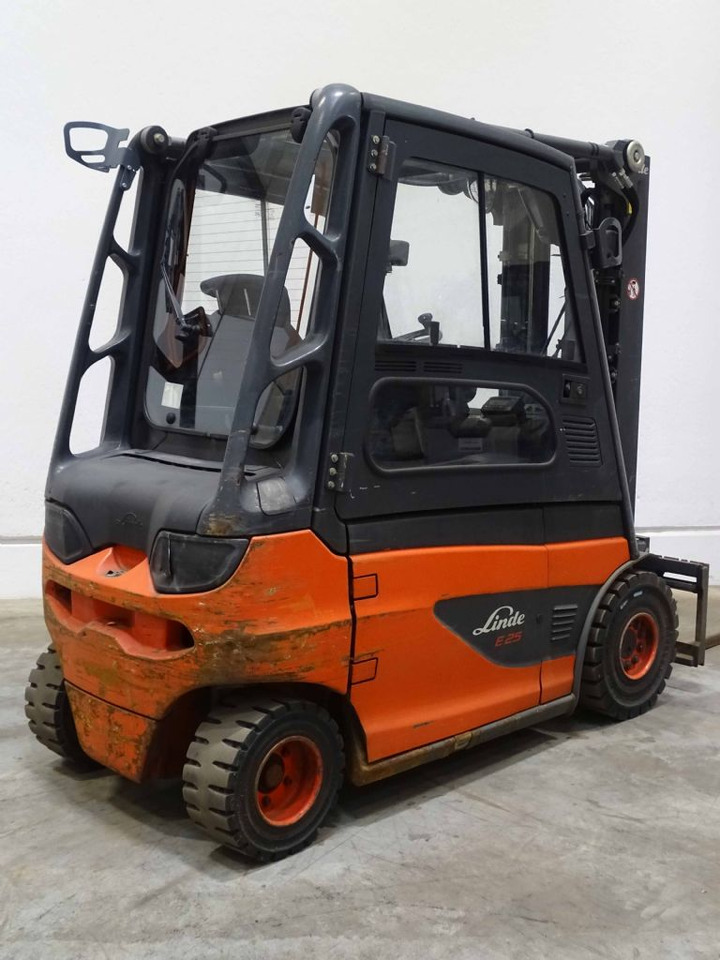 Linde E25-01 - Електрокар: снимка 2 Linde E25-01 - Електрокар: снимка 2