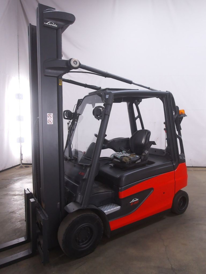 Linde E30L-01 - Електрокар: снимка 1 Linde E30L-01 - Електрокар: снимка 1