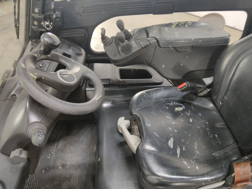 Linde E30L-01 - Електрокар: снимка 3 Linde E30L-01 - Електрокар: снимка 3