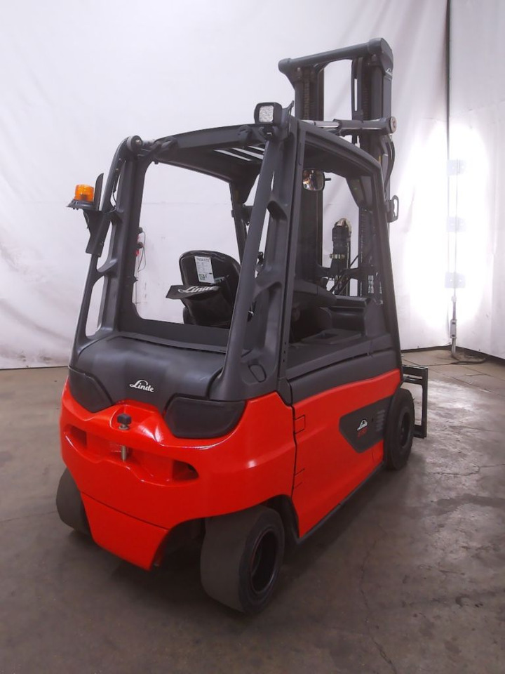 Linde E30L-01 - Електрокар: снимка 2 Linde E30L-01 - Електрокар: снимка 2