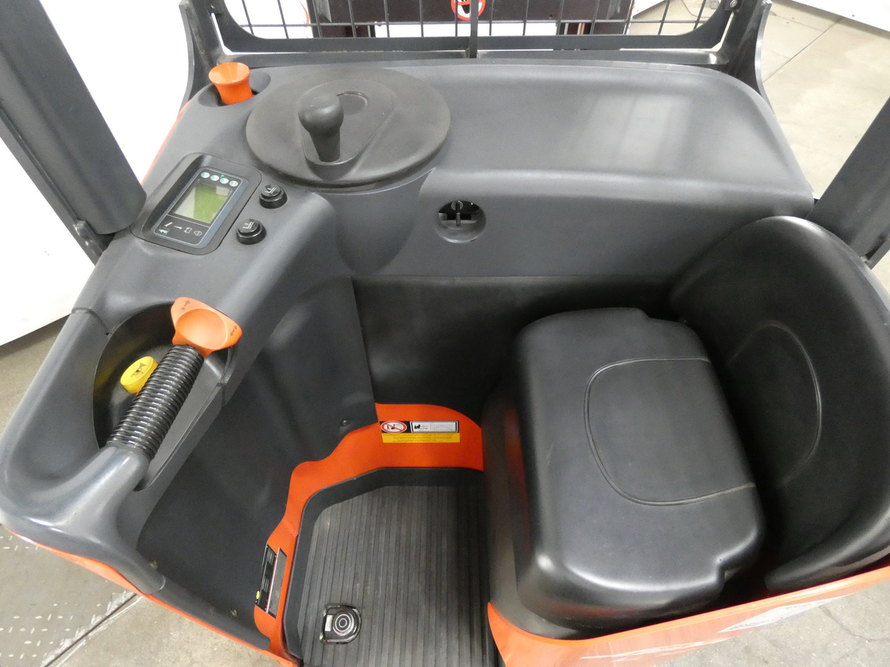 Linde L12LS - Стакер: снимка 3 Linde L12LS - Стакер: снимка 3