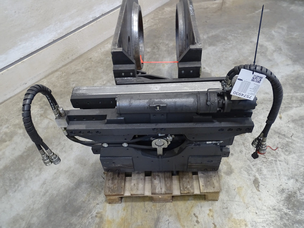 Meyer 5-4505KS - Кламер за Подемно-транспортна техника: снимка 3 Meyer 5-4505KS - Кламер за Подемно-транспортна техника: снимка 3