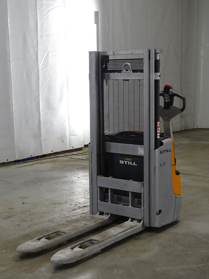 Still EXV12 - Стакер: снимка 1 Still EXV12 - Стакер: снимка 1