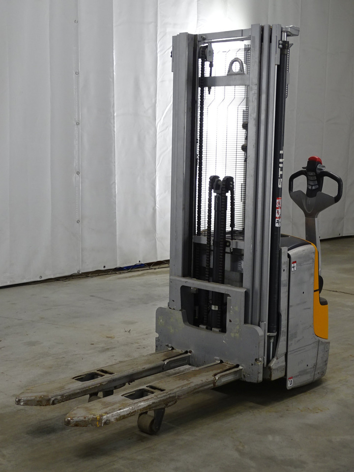 Still EXV14IC - Стакер: снимка 1 Still EXV14IC - Стакер: снимка 1