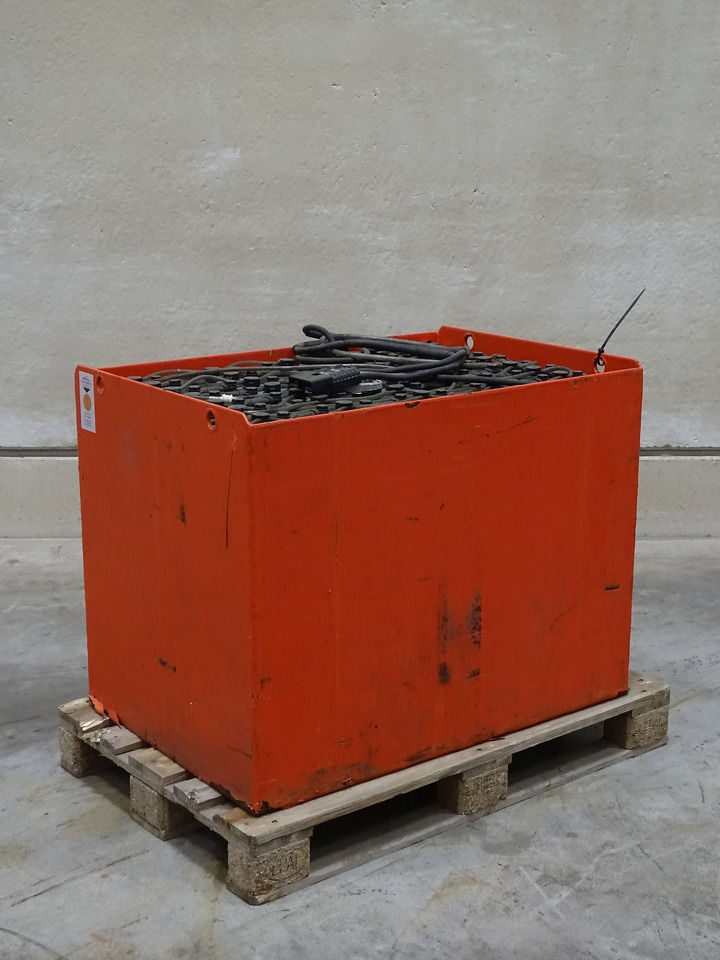 Weitere HOPPECKE80V620AH - Строителна техника: снимка 1 Weitere HOPPECKE80V620AH - Строителна техника: снимка 1