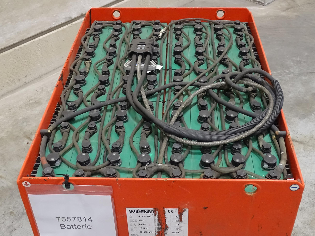 Weitere HOPPECKE80V620AH - Строителна техника: снимка 3 Weitere HOPPECKE80V620AH - Строителна техника: снимка 3
