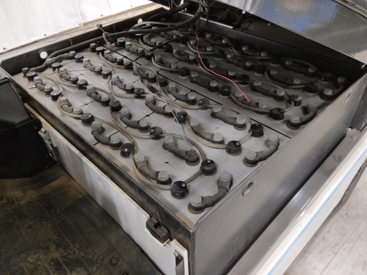 UniCarriers G1Q2L30Q - Електрокар: снимка 4 UniCarriers G1Q2L30Q - Електрокар: снимка 4