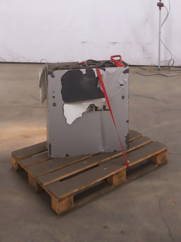 Weitere 24V - Акумулатор за Подемно-транспортна техника: снимка 1 Weitere 24V - Акумулатор за Подемно-транспортна техника: снимка 1