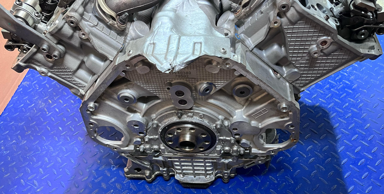 BMW Motor N63B44D Euro 6 - Двигател и части за Друга техника: снимка 2 BMW Motor N63B44D Euro 6 - Двигател и части за Друга техника: снимка 2