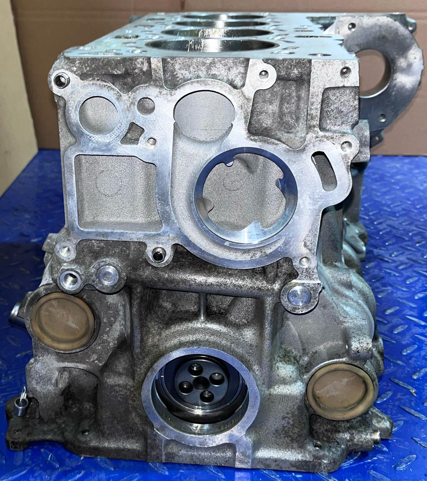 BMW Motor Reconditionat N47D20C Euro 6 - Двигател: снимка 4 BMW Motor Reconditionat N47D20C Euro 6 - Двигател: снимка 4