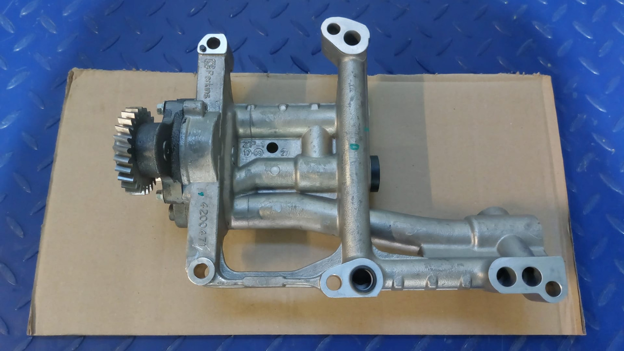 CATERPILLAR oil pump C4.4, C6.6 4200471 - Маслена помпа за Камион: снимка 1 CATERPILLAR oil pump C4.4, C6.6 4200471 - Маслена помпа за Камион: снимка 1