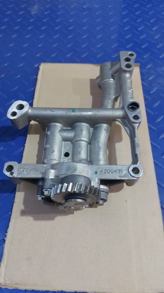 CATERPILLAR oil pump C4.4, C6.6 4200471 - Маслена помпа за Камион: снимка 2 CATERPILLAR oil pump C4.4, C6.6 4200471 - Маслена помпа за Камион: снимка 2