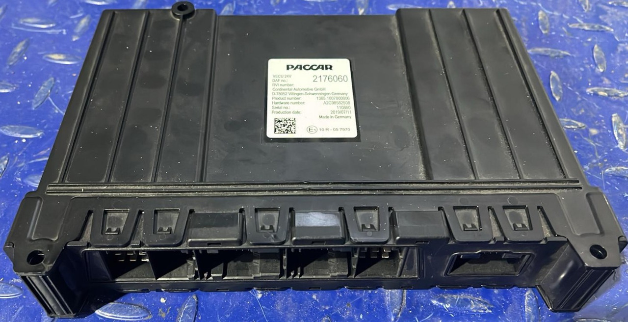 DAF XF CF VECU Control Unit Module 2176060 - Блок за управление: снимка 1 DAF XF CF VECU Control Unit Module 2176060 - Блок за управление: снимка 1