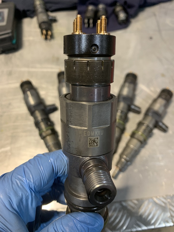 Injectors Detroit Diesel DD15 A4710700887 0445120386 - Инжектор за Камион: снимка 2 Injectors Detroit Diesel DD15 A4710700887 0445120386 - Инжектор за Камион: снимка 2