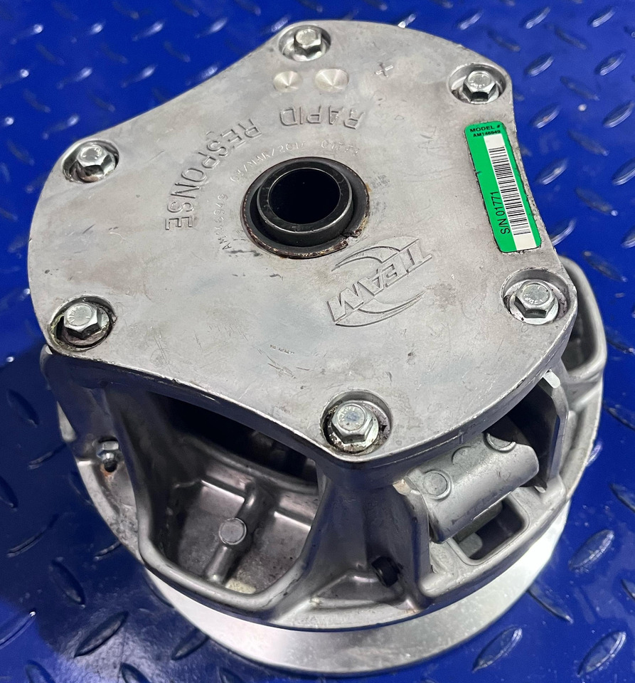 John Deere AM146949 - Съединител и части за Зърнокомбайн: снимка 2 John Deere AM146949 - Съединител и части за Зърнокомбайн: снимка 2