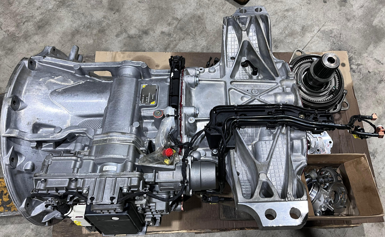 MERCEDES-BENZ Actros Transmission A960 261 0801 - G211-12 - Трансмисия: снимка 3 MERCEDES-BENZ Actros Transmission A960 261 0801 - G211-12 - Трансмисия: снимка 3