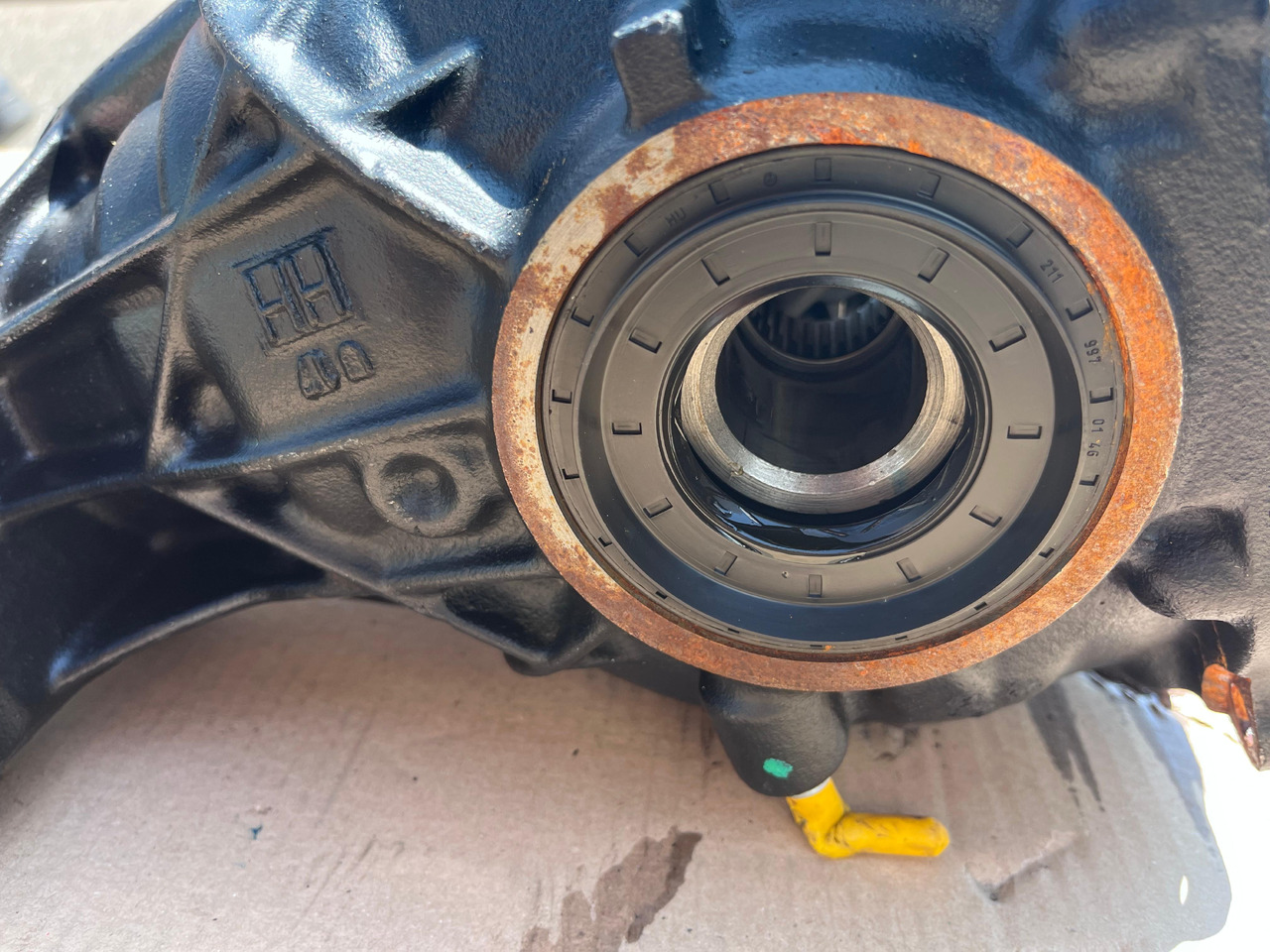 MERCEDES-BENZ Mercedes Benz Rear Axle Differential A1663510605 - Диференциал: снимка 4 MERCEDES-BENZ Mercedes Benz Rear Axle Differential A1663510605 - Диференциал: снимка 4
