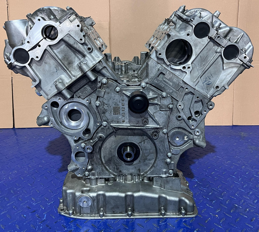 MERCEDES-BENZ Motor Reconditionat OM642.899 - Двигател за Камион: снимка 1 MERCEDES-BENZ Motor Reconditionat OM642.899 - Двигател за Камион: снимка 1