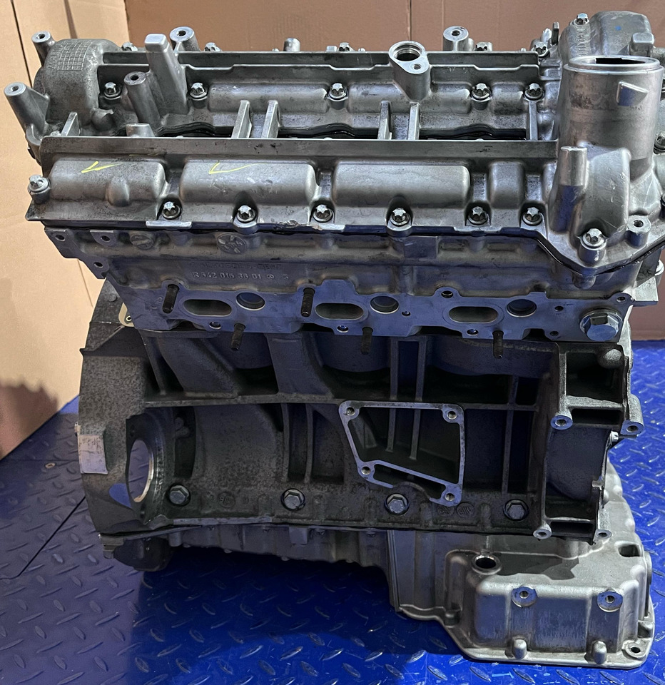 MERCEDES-BENZ Motor Reconditionat OM642.899 - Двигател за Камион: снимка 5 MERCEDES-BENZ Motor Reconditionat OM642.899 - Двигател за Камион: снимка 5