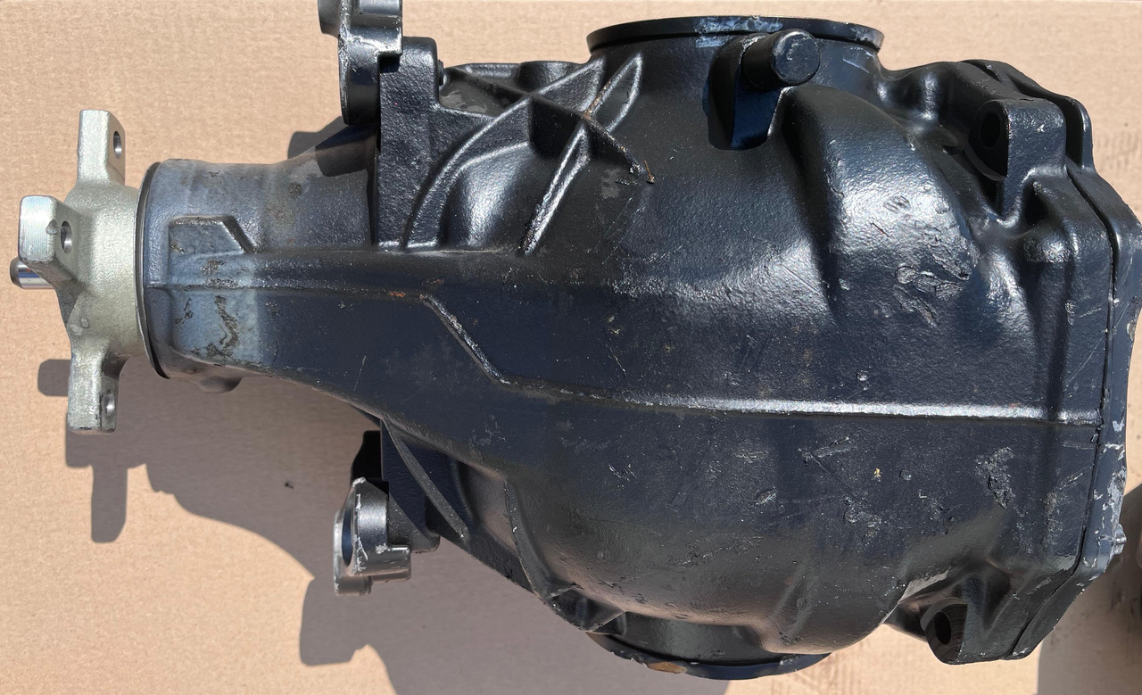 MERCEDES-BENZ S Class CL SL Rear Differential W216 A2163504600 AMG - Диференциал: снимка 3 MERCEDES-BENZ S Class CL SL Rear Differential W216 A2163504600 AMG - Диференциал: снимка 3