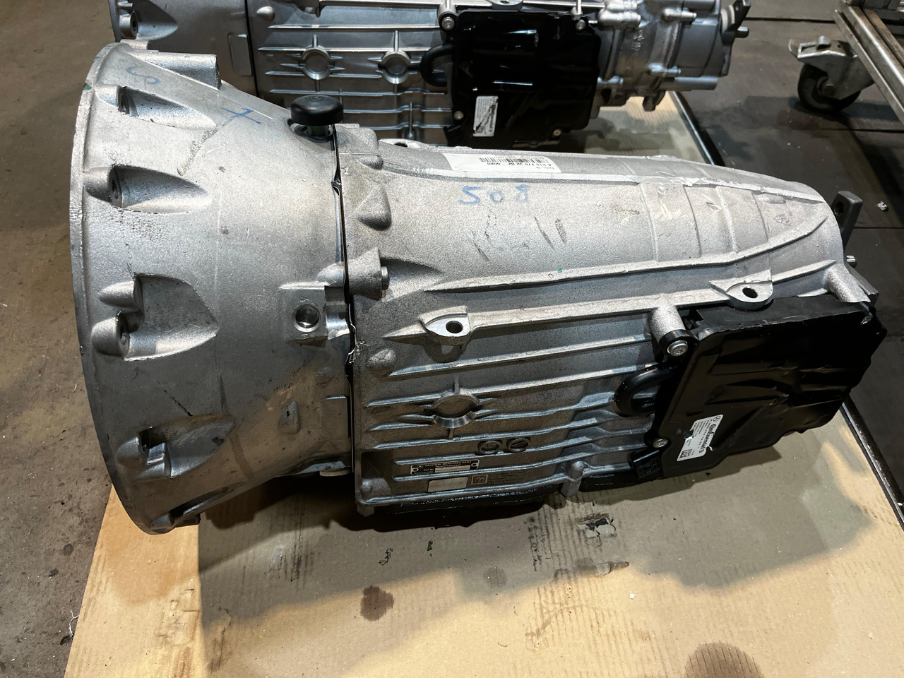 MERCEDES-BENZ Transmission 8G 722.908 Automatic C218 X218 W212 W205 - Трансмисия: снимка 2 MERCEDES-BENZ Transmission 8G 722.908 Automatic C218 X218 W212 W205 - Трансмисия: снимка 2