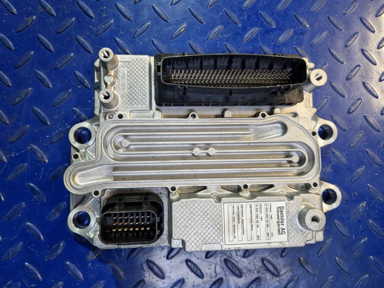 Mercedes Actros MP4 Atego Antos ACM2.1 A004466754 - Блок за управление за Камион: снимка 5 Mercedes Actros MP4 Atego Antos ACM2.1 A004466754 - Блок за управление за Камион: снимка 5