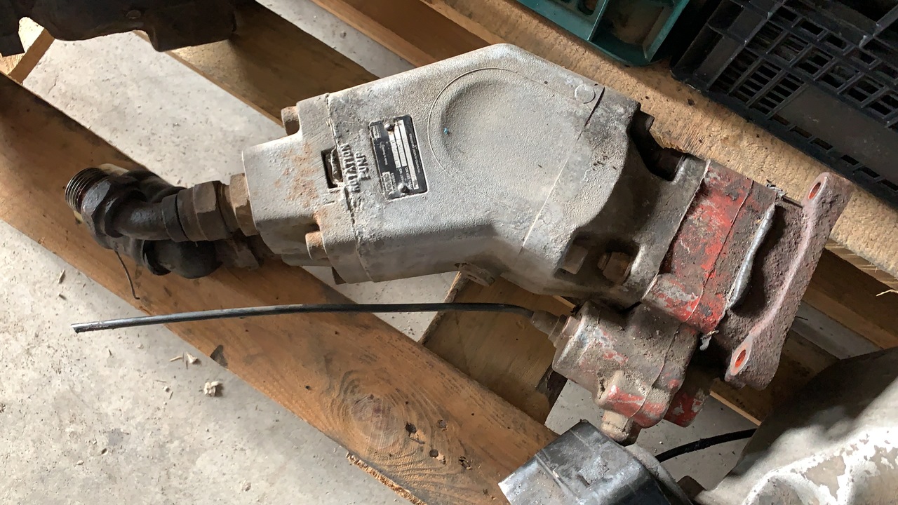 Parker Hydraulik Pump 3796381 - Хидравлична помпа за Камион: снимка 2 Parker Hydraulik Pump 3796381 - Хидравлична помпа за Камион: снимка 2