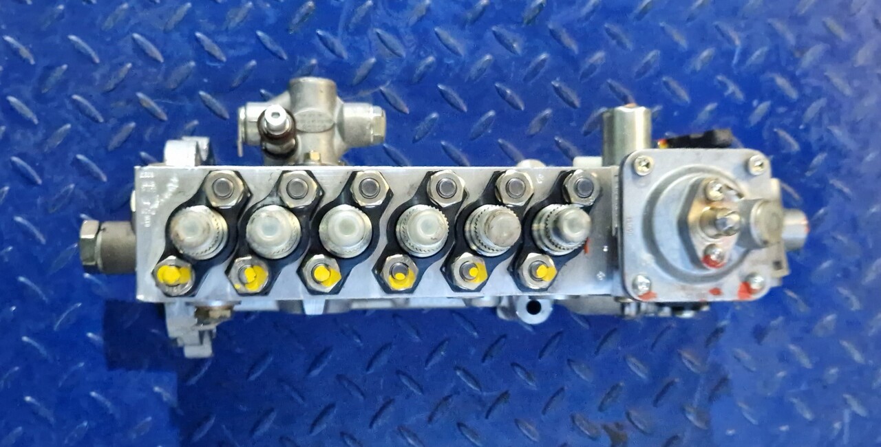 BOSCH INJECTION PUMP 0402076840 - Резервни части за Друга техника: снимка 2 BOSCH INJECTION PUMP 0402076840 - Резервни части за Друга техника: снимка 2