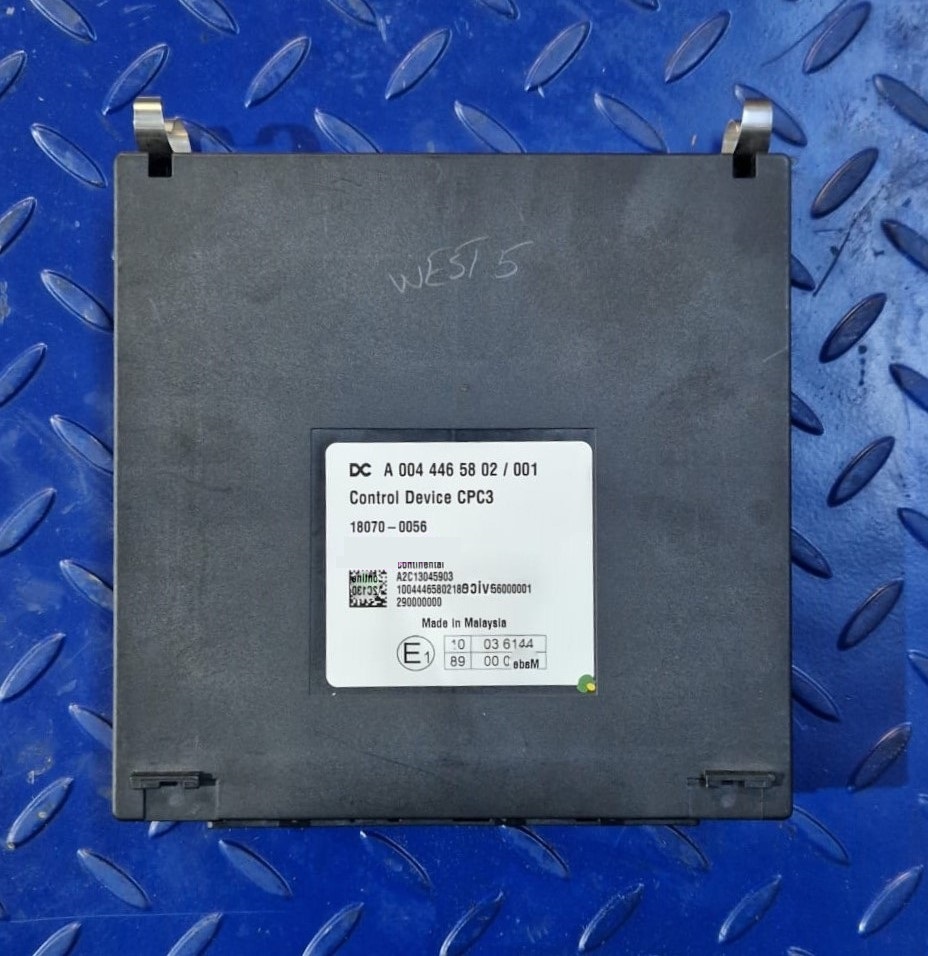 MERCEDES-BENZ Control Device CPC3 A0044465802 Actros Mp4 - Резервни части за Друга техника: снимка 1 MERCEDES-BENZ Control Device CPC3 A0044465802 Actros Mp4 - Резервни части за Друга техника: снимка 1