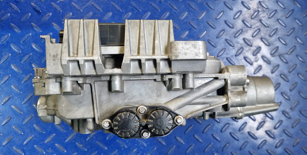Mercedes MB Actros MP4 transmission shifting cylinder A9602603863 - Резервни части за Друга техника: снимка 3 Mercedes MB Actros MP4 transmission shifting cylinder A9602603863 - Резервни части за Друга техника: снимка 3
