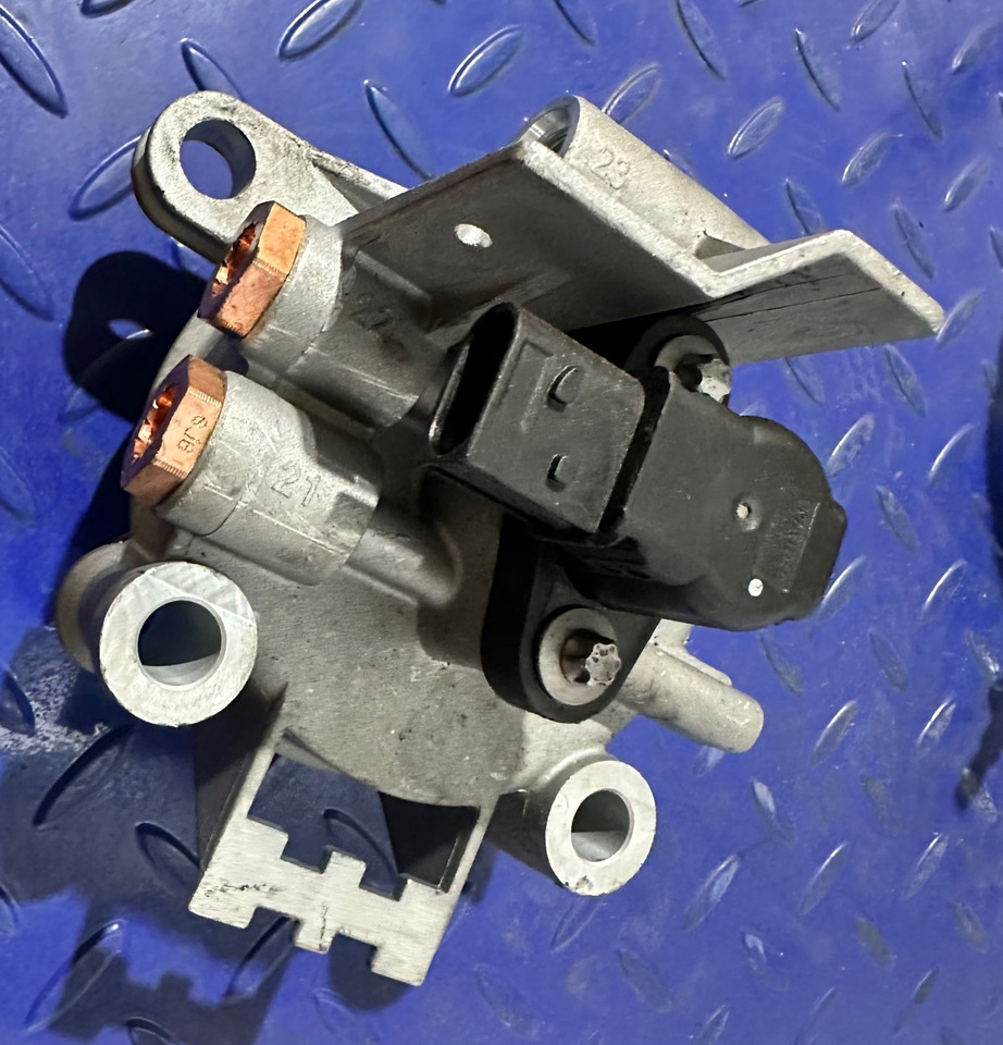 Wabco Switch Cilinder A0032605663 - Скоростна кутия и части за Камион: снимка 4 Wabco Switch Cilinder A0032605663 - Скоростна кутия и части за Камион: снимка 4