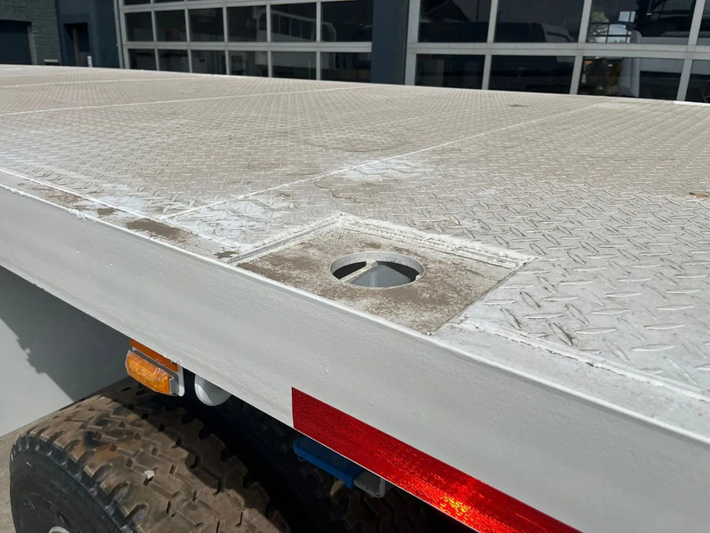Нови Бордово полуремарке/ Платформа CIMC 3-axle Flatbed Semi-Trailer: снимка 13